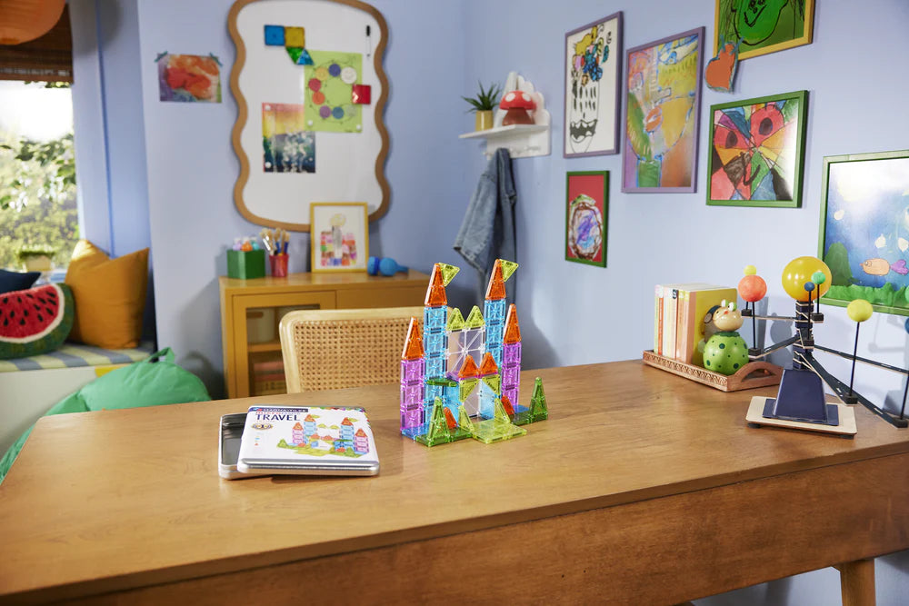 MAGNA-TILES DELUXE TRAVEL SET