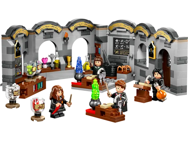 76431 HOGWARTS CASTLE: POTIONS CLASS