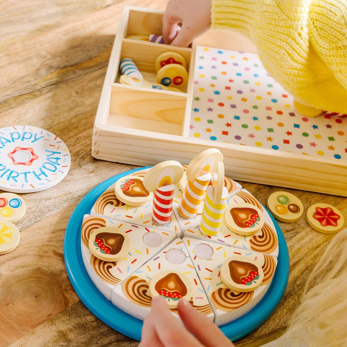 WOODEN BIRTHDAY PARTY CAKE