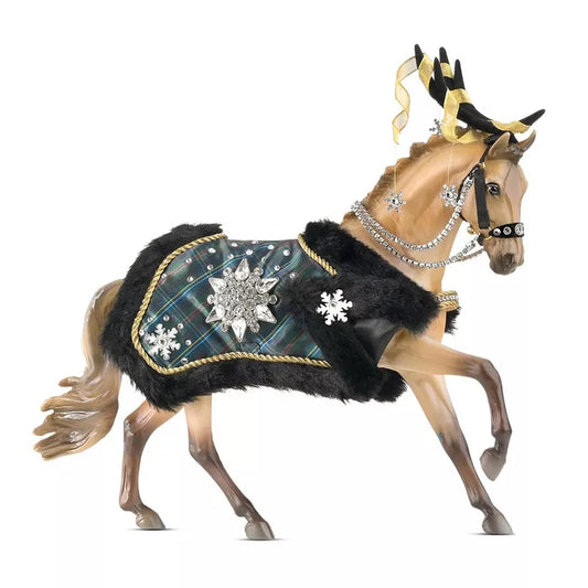 BREYER HOLIDAY HORSE 2023 HIGHLANDER