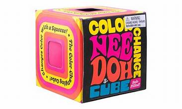 NEE DOH COLOR CHANGE CUBE