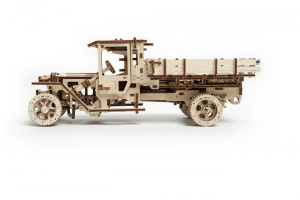 UGEARS MODEL TRUCK UGM-11