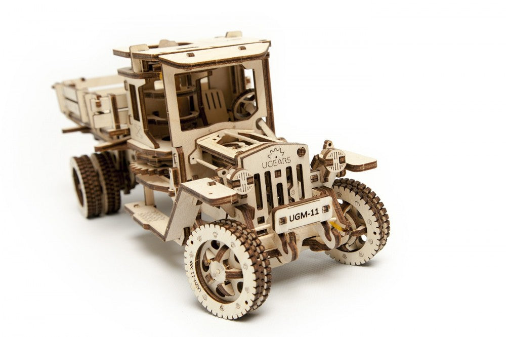 UGEARS MODEL TRUCK UGM-11