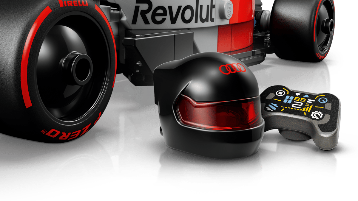 77259 AUDI REVOLUT F1 TEAM R26 RACE CAR