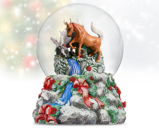 BREYER SNOWGLOBE